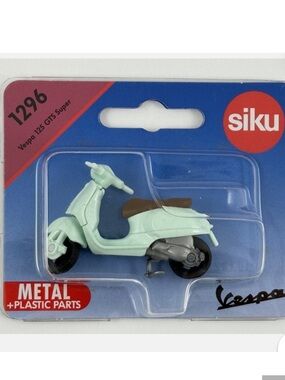 Siku Vespa 125 GTS 1296 Modeling Diecast Model 1:55 scale